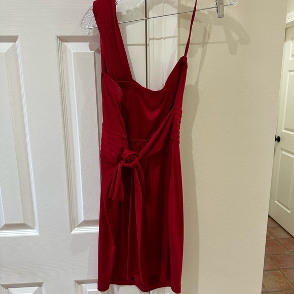 Bcbgeneration red one shoulder dress - Picture 2 of 2